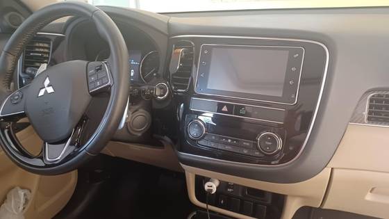 MITSUBISHI OUTLANDER 3.0 MIVEC V6 GASOLINA HPE-S AWD AUTOMÁTICO